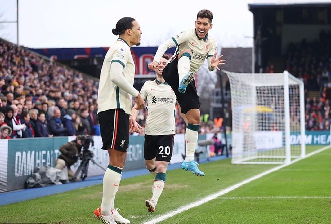 北京国安在2025年足协杯夺冠，五冠登顶，与上海海港同获亚冠资格，但亚冠表现惨淡，中超差距明显。